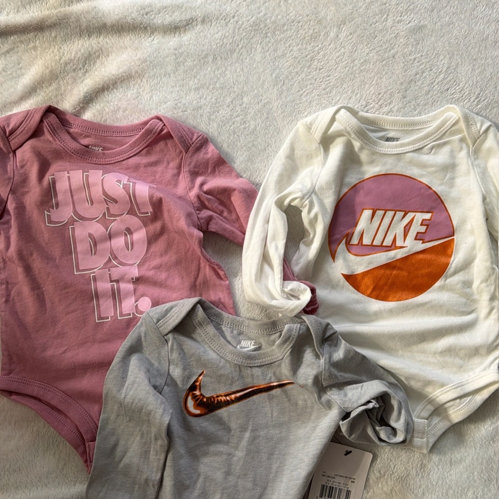 Nike Baby Onesie Set in Pink, White, Gray
